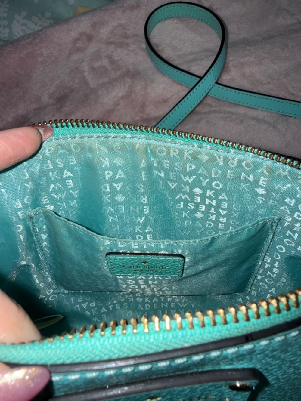 Kate Spade Pebbled Leather Crossbody great condition - Picture 9 of 10